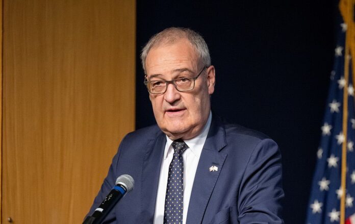 111111111_cee0f51c726decbe54dfec1c9d965e23_1300x820