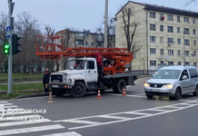 У Дніпрі встановлюють LED-повторювачі на світлофорах для підвищення безпеки руху