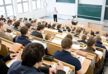 Стипендії студентів в Україні зростуть вдвічі: подробиці