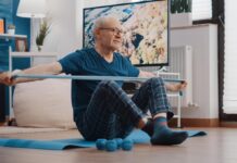 5 вправ від 79-річного лікаря, які допомагають йому бути сильним та активним