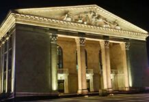 “Танці на кістках”: у Маріуполі росіяни відкривають драмтеатр, де загинули люди