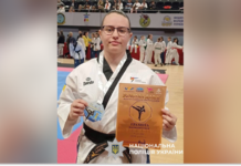 Поліцейська з Кривого Рогу здобула золото на всеукраїнських змаганнях з тхеквондо
