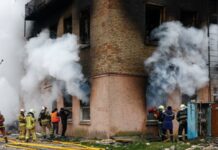 ДСНС: у трьох районах Київщини ліквідовані наслідки атаки РФ, у Фастові залучали пожежний потяг