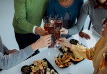Помилка №1, яку робить більшість під час застілля на свята