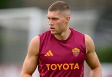 Українське дербі в Італії: Довбик повернувся, а “Рома” розгромила “Дженоа” Маліновського