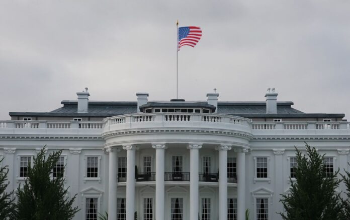 _dim_vashington_gettyimages_2182703673__1__966a62201ed66e049140431369966900_1300x820