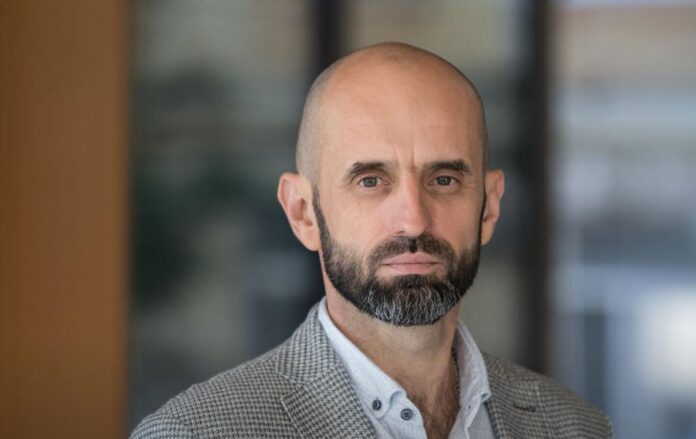 facebook_com_ukrnafta__2__c3f58e75077cb52385996d04e436812a_1300x820