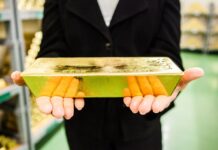 Китай прагне лідерства на ринку золота, придбавши бразильські родовища