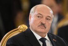 Лукашенко відпустив понад 100 політв’язнів з опозиціонерами Бабариком і Колесниковою