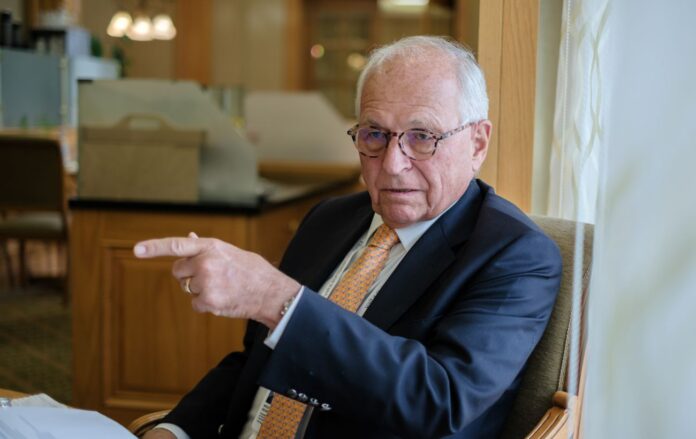 _ishinger_foto_vitaliy_nosach_rbk_ukrayina_5777__1__7242f6e2502255a7ea52413d90794d0f_1300x820