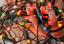 Надзвичайно просто: як розплутати гірлянду, не витрачаючи на це багато часу й нервів