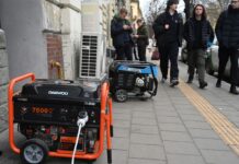 Графіки не працюють. У двох областях України запровадили аварійні відключення світла