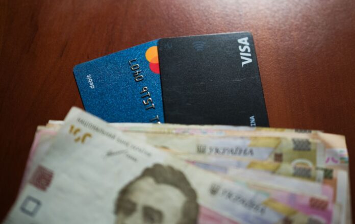 _kartki_perekazi_foto___vitalii___nosach_rbk_ukrai__na_10_03e6b1d9c9757b6de1770d3156dc42eb_1300x820