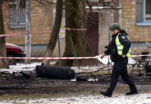 Атака РФ на Рівненщину: поліція показала фото з місця падіння “Шахеда”