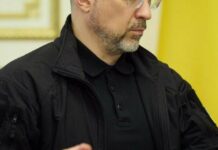 Зарплати військовим не підвищать, але будуть контракти з покращеними умовами, – Шмигаль