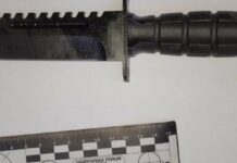 У Дніпрі чоловік вдарив ножем двох військовослужбовців ТЦК: нападника затримали