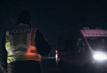 Чоловік у метро накинувся з ножем на пасажирів: поранені двоє осіб