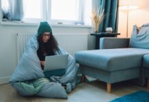 У Києві Теремки тимчасово залишилися без тепла і гарячої води