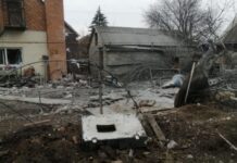 На Нікопольщині через ворожий обстріл постраждала жінка, пошкоджено багато будинків