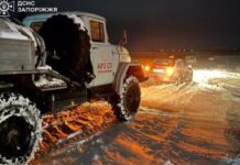 Надзвичайники 7 разів надавали допомогу водіям через негоду у Запоріжжі