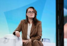 В Україні стартували перші виплати 6500 гривень для вразливих громадян, – Свириденко