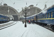 “Укрзалізниця” запускає 16 додаткових поїздів на свята: куди та як курсуватимуть