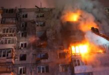 Горіли квартири, троє людей травмовано: фото наслідків дронової атаки РФ по Запоріжжю