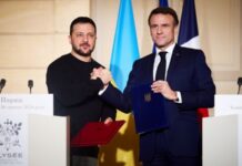 До України будуть надіслані генератори – Макрон після розмови з Зеленським