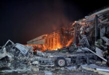 Зеленський: відомо про двох загиблих від нічних ударів РФ, постраждали десятки людей