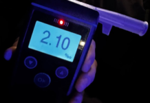 У Дніпрі на вулиці Панікахи п’яний водій Audi в’їхав в огорожу: подробиці ДТП