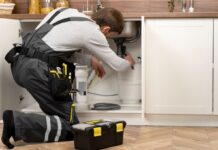 “Кадровий голод” на сантехніків та електриків: наскільки попит перевищує пропозицію