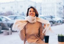 Секрети чистоти: як часто насправді потрібно прати шарф