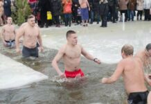 Як вітаються на Водохреще в Україні: що заведено казати у відповідь