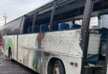 Під Павлоградом ворожий дрон влучив у пасажирський автобус