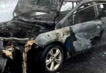 У Дніпрі на зупинці згоріло авто