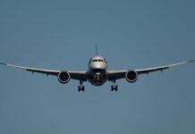 Зимовий шторм накрив США: авіакомпанії скасували понад десяток тисяч рейсів