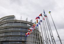 Фінансова допомога Україні посварила Євросоюз – і від цього виграє РФ