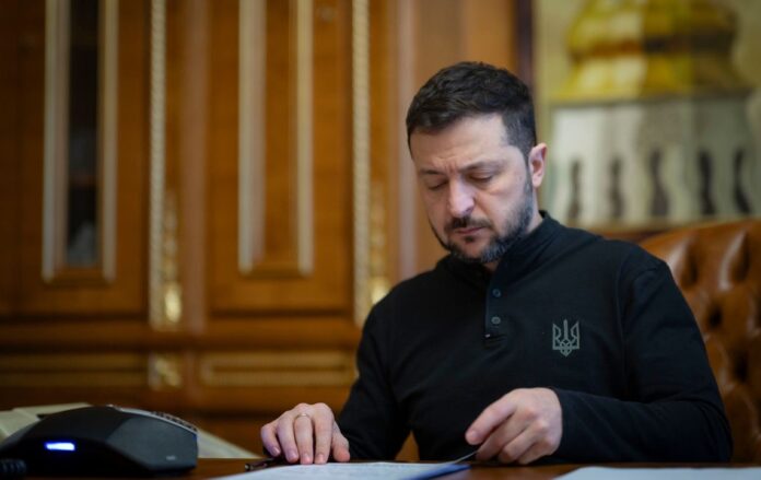 _facebook_com_zelenskyy_official_da81185a086357ad7c130715c36bd6ba_1300x820