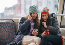 “Я ляжу, але воно не заїде”. Історія італійця на кордоні здійняла масову хвилю, і не тільки позитивну