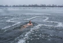 Де безпечно купатися на Водохреще у Києві: повний список локацій 2026