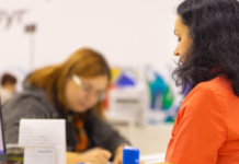 У ЦНАПі Кам’янського знову одночасно можна оформити ID-картку й закордонний паспорт