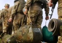 Воєнний стан до травня: Зеленський вніс до Ради законопроєкти про продовження мобілізації