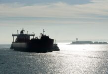 США готуються перехопити танкер в Атлантиці, який Росія просила не чіпати, – CNN