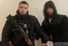 У Нікополі поліцейські затримали чоловіка за замах на вбивство свого дідуся