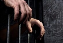 У Нікополі поліцейські повідомили про підозру чоловікові за спричинення тяжких тілесних ушкоджень