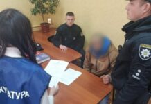 Через російський обстріл у Нікополі загинув чоловік, троє людей поранено: на місці працюють слідчі