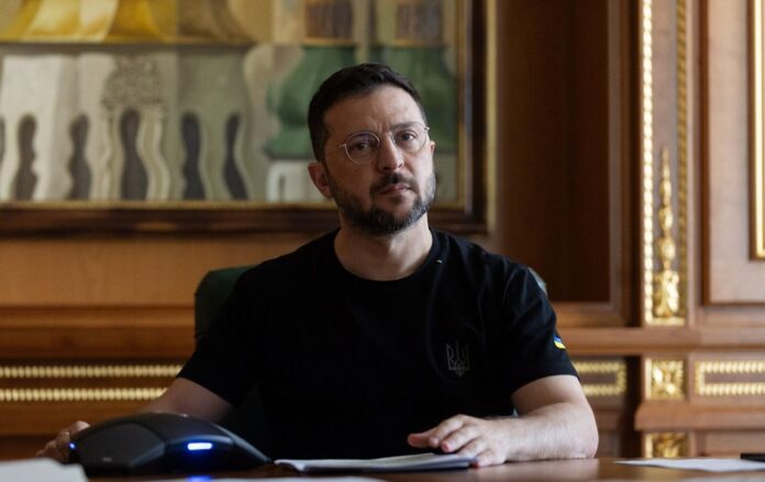 _zelenskiy___facebook_com_zelenskyy_official__2__ae4d5705acf66084815992c55ee6cd8c_1300x820