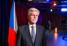 У Празі чехи зібралися на багатотисячний мітинг на підтримку президента Павела