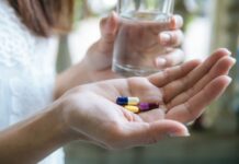 Не вірте рекламі: гастроентеролог розкрила правду про відомі добавки