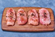 Ви готуєте курку неправильно: ось що слід зробити на початку